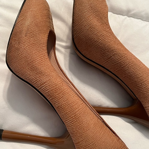 Stuart Weitzman Tan Peep Toe Heel 8M - Picture 6 of 9